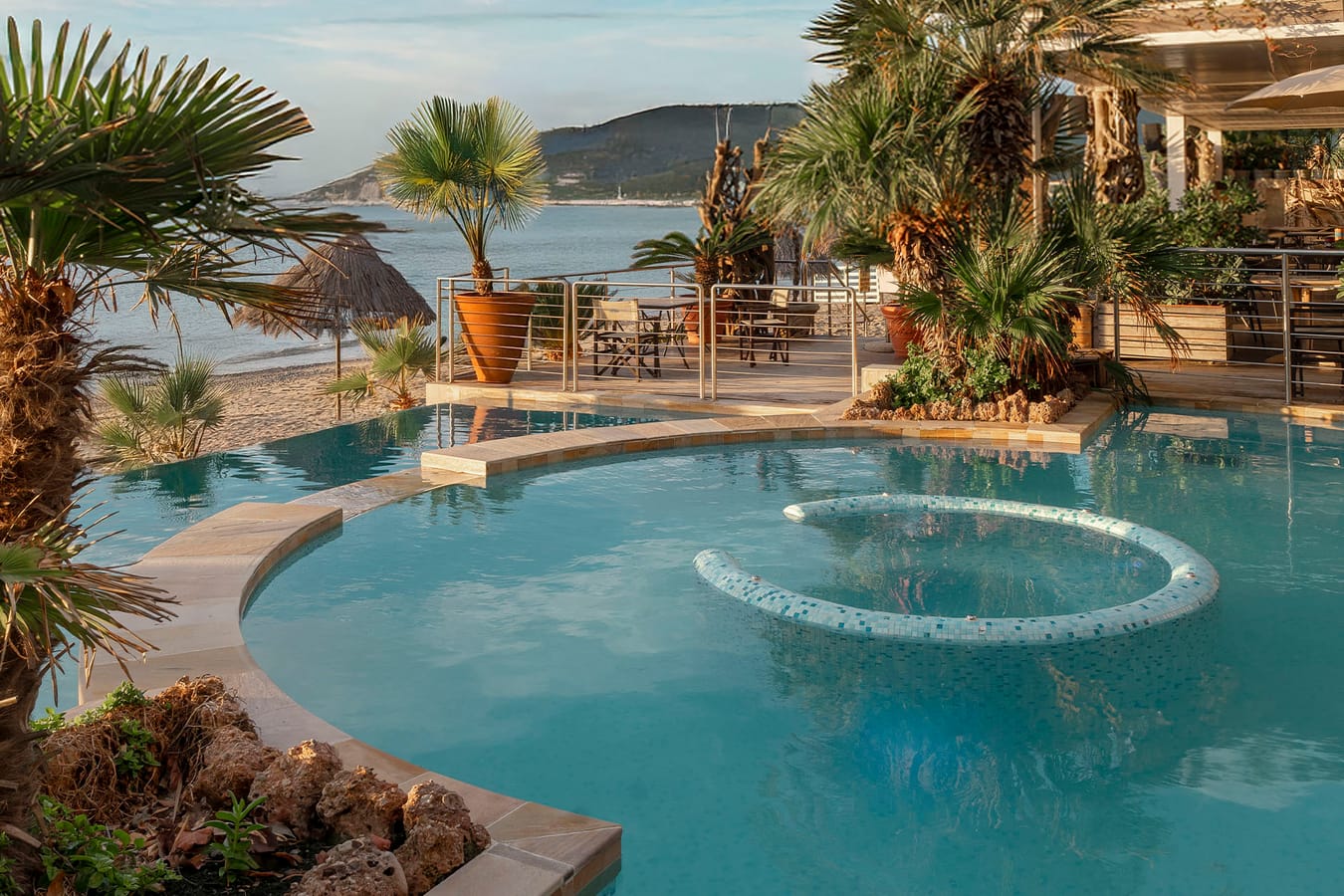 Piscina Mare Hotel Savona 02